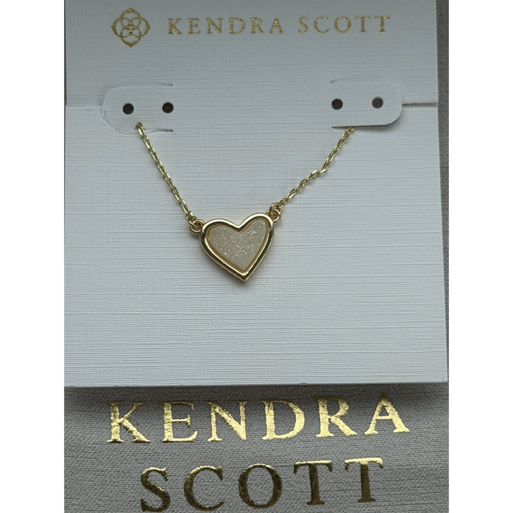 Kendra Scott white heart necklace